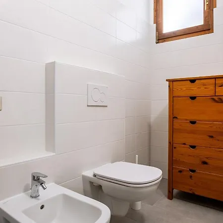 Residenza Al Campanile & Mountain Free Parking Apartman Porto Ceresio