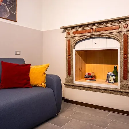Residenza Al Campanile & Mountain Free Parking Porto Ceresio